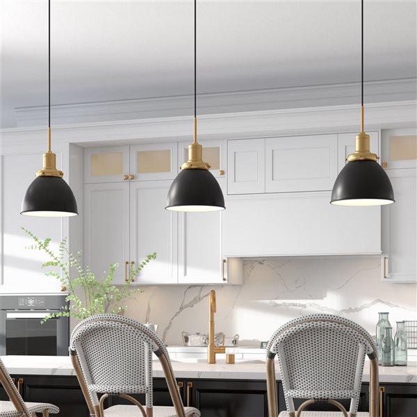 Luminaire suspendu Madison Hailey Home 12 po l. noir et laiton avec abat-jour en métal