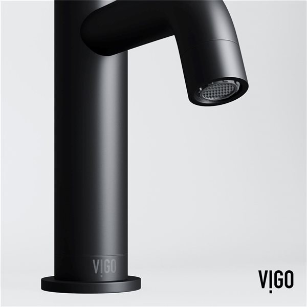 VIGO Ruxton 8-in Matte Black Single Handle Single Hole Bathroom Faucet