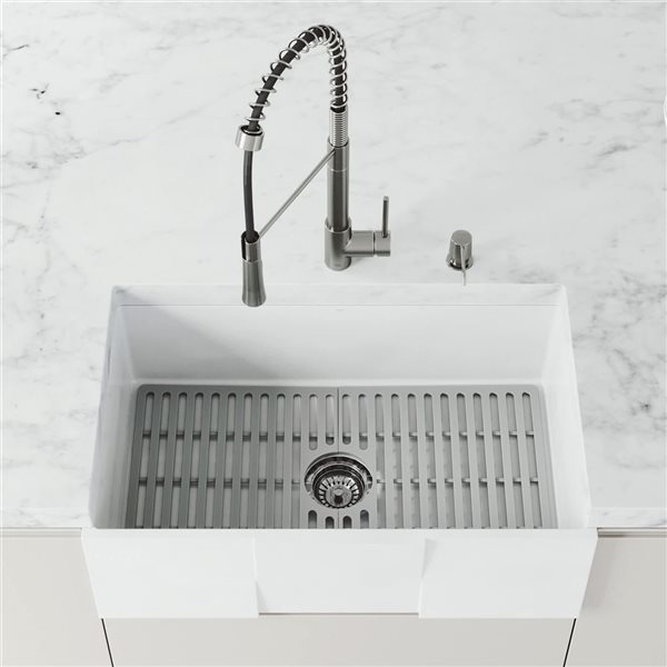 VIGO Matte Stone™ 30-in White Single-Bowl Square Apron/Farmhouse Kitchen Sink Set With Silicone Grid