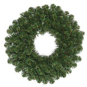 Vickerman 48-in Green Oregon Fir Artificial Christmas Wreath w/ 420 PVC Tips - Unlit