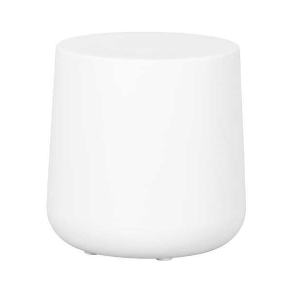 South Shore Furniture Dalya 15.75 dia x 16-in H White Plastic Outdoor Round Side Table