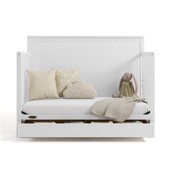 Graco Sasha 5-in-1 Convertible White Crib w/ Drawer