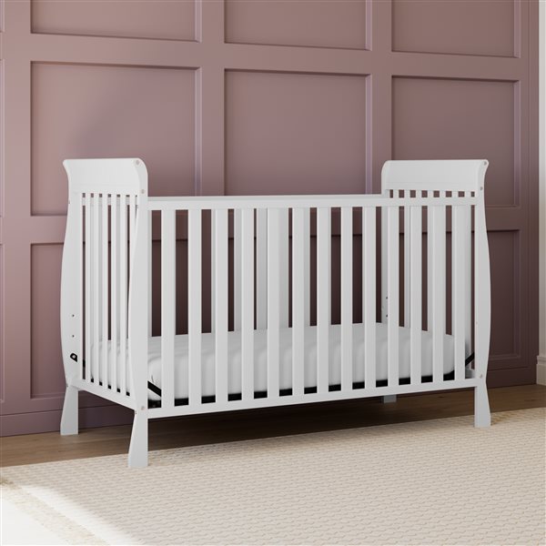 Storkcraft Maxwell 3-in-1 Convertible White Crib