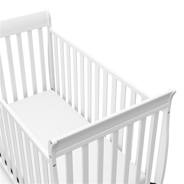 Storkcraft Maxwell 3-in-1 Convertible White Crib