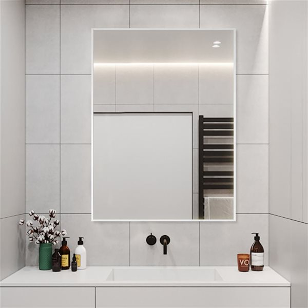 Decor Wonderland En Passant 29.5-in x 39.5-in White Framed Wall Mirror w/ Dual Mounting Brackets