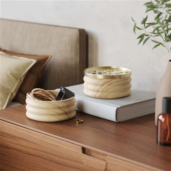 Boîte à bijoux Tesora par Umbra en bois/laiton poli