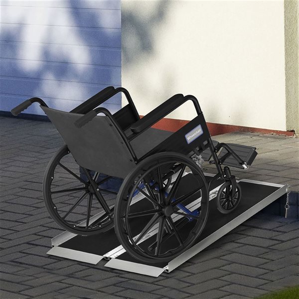 HOMCOM 5-ft Portable Wheelchair Ramp with Aluminum Threshold