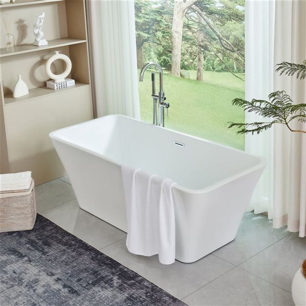 Vanity Art Nantes 67 x 30-in Acrylic Freestanding Rectangular Soaking Bathtub - White/Polished Chrome