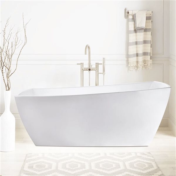 Vanity Art Sorgue 67 x 31-in Acrylic Flat Bottom Oval Soaking Freestanding Bathtub - White/Polished Chrome