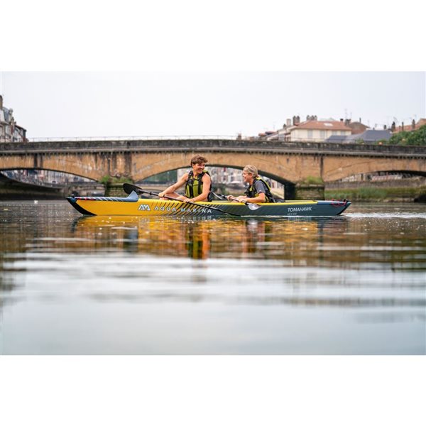 Kayak de vitesse gonflable 2 places Tomahawk AIR-K440-2P d'Aqua Marina 14,42 pi L