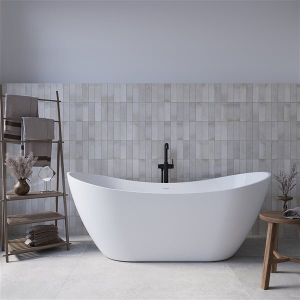Streamline 71-in L Glossy White Acrylic Freestanding Bathtub w/ Matte Black Centre Drain