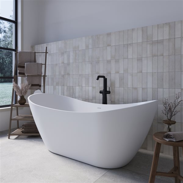 Streamline 71-in L Glossy White Acrylic Freestanding Bathtub w/ Matte Black Centre Drain