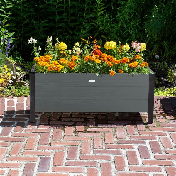 Grapevine Urban Garden 15 H x 37 D x 13-in W Grey Rectangular Wood Planter Box w/ Plastic Liner Dark Grey