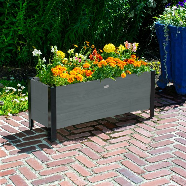Grapevine Urban Garden 15 H x 37 D x 13-in W Grey Rectangular Wood Planter Box w/ Plastic Liner Dark Grey