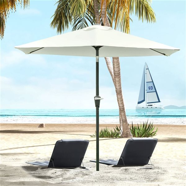 Outsunny 7.5-ft dia Metal/Polyester Tilt Patio Umbrella with Crank Handle - Cream White