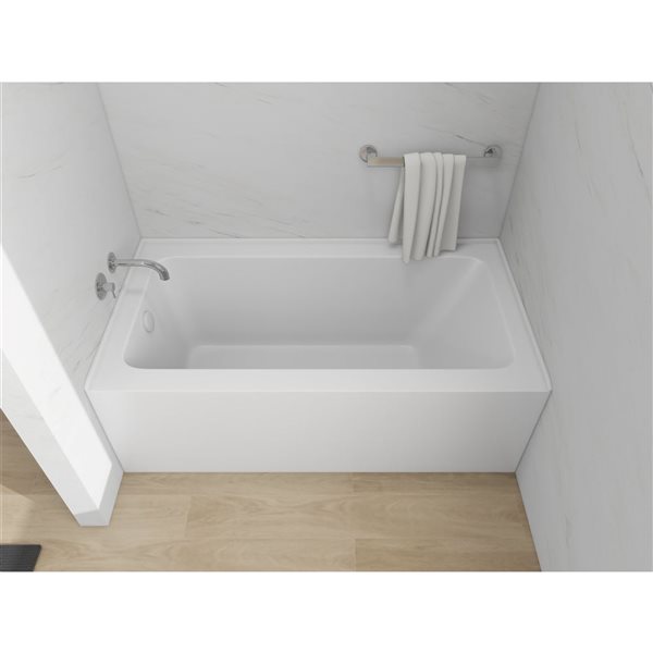 Vanity Art 60 x 32-in Acrylic Alcove Skirt Bath w/ Left Overflow and Drain - Pure White