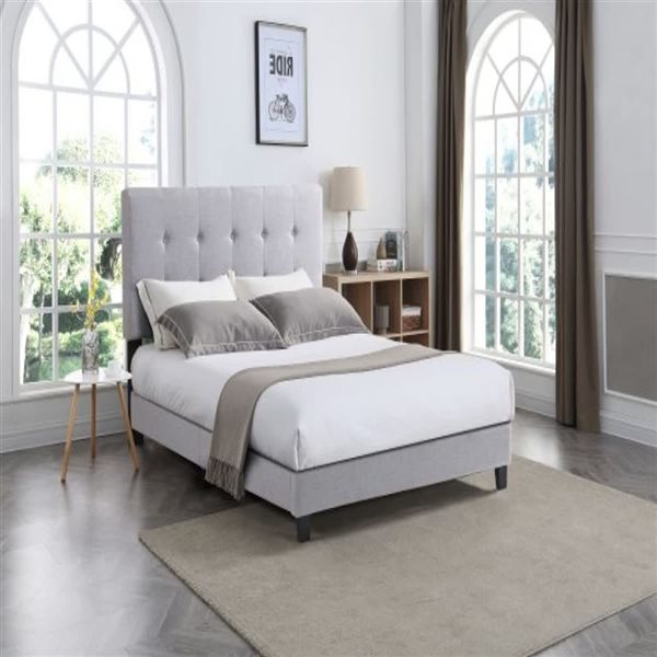 Brassex Leo Silver Queen Platform Bed