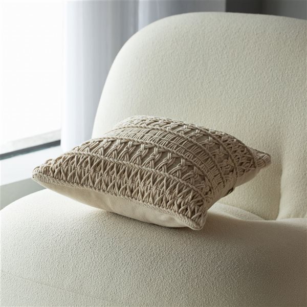 Deerlux 16-in Natural Handwoven Cotton Throw Pillow Cover with Layered Random String Pattern