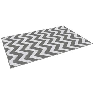 Outsunny Outdoor Rug Reversible RV Mat 4 x 6-ft - Grey/White