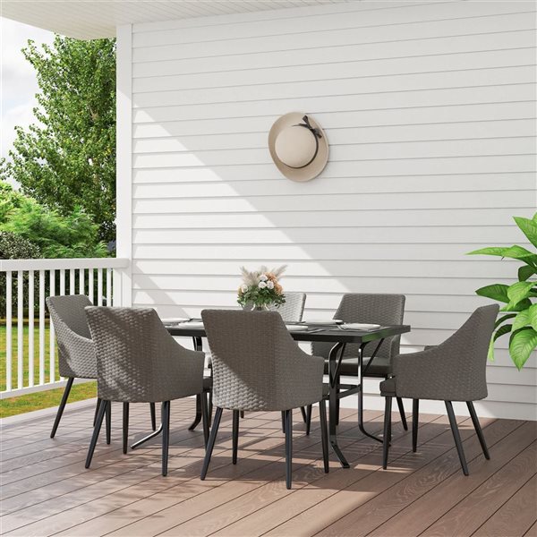 Ensemble de patio Outsunny à 7 morceaux en osier gris avec cadre en métal avec coussins et trou pour parasol