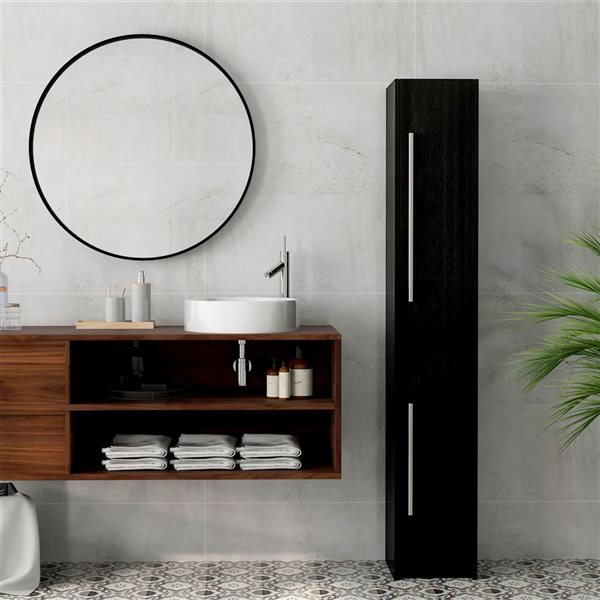 Lark Manor™ Petite armoire de rangement avec porte - Canada