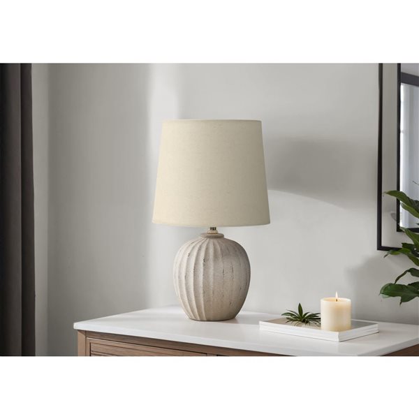 Monarch Specialties 19-in Beige Resin Transitional Table Lamp with Beige Shade