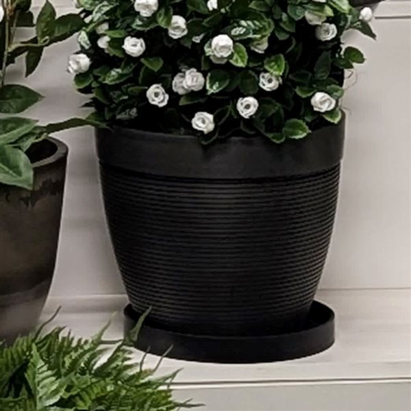 Naturae Decor Small Plastic Planter Saucer 10 x 1-in - Black - 2/Pk