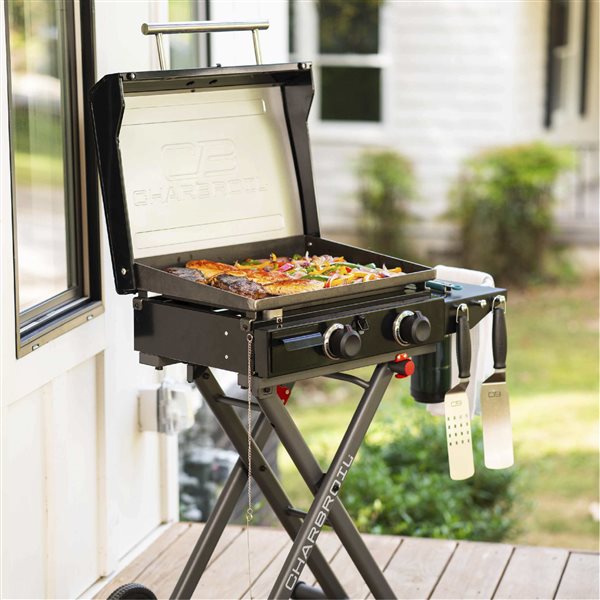 Charbroil 22-in Performance Series Folding Cart 2-Burner Portable Propane Gas Griddle - Black