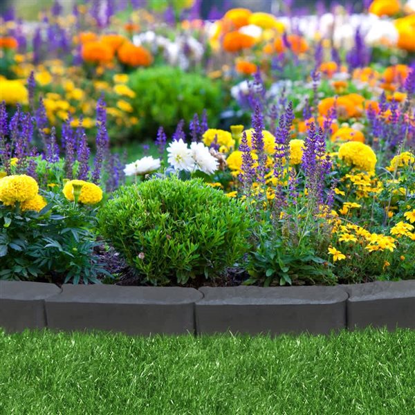 Tierra Verde 12-Pack 12 x 4 x 4-in Garden Edge and Borders - Black