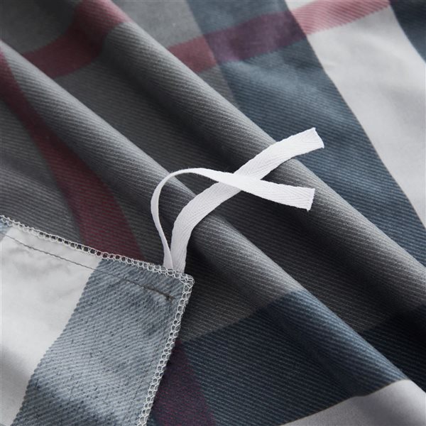 Marina Decoration 3-Piece Black and Grey Twin Plaid Print Bamboo Fitted Sheet Bedding Set