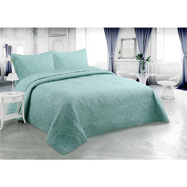 Marina Decoration 2-Piece Blue Green Embossed Solid Pinsonic King Bed Soft Quilt Set