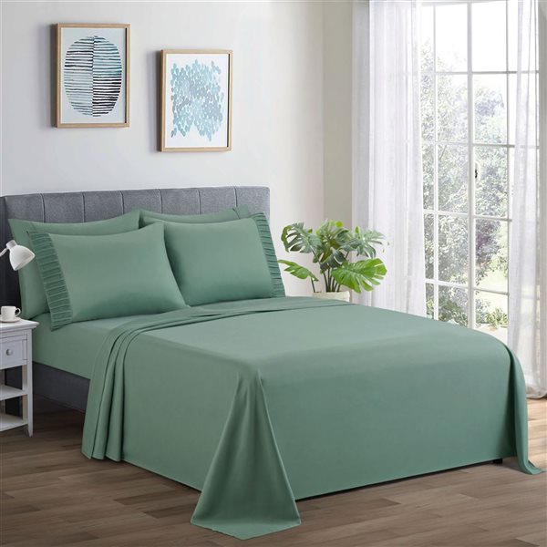 Marina Decoration 6-Piece Bamboo/Polyester Queen Bed Sheet Set - Solid Green