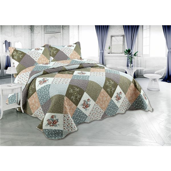 Marina Decoration Floral Plaid Pattern Embossed Solid Pinsonic King Bed Soft Quilt Set