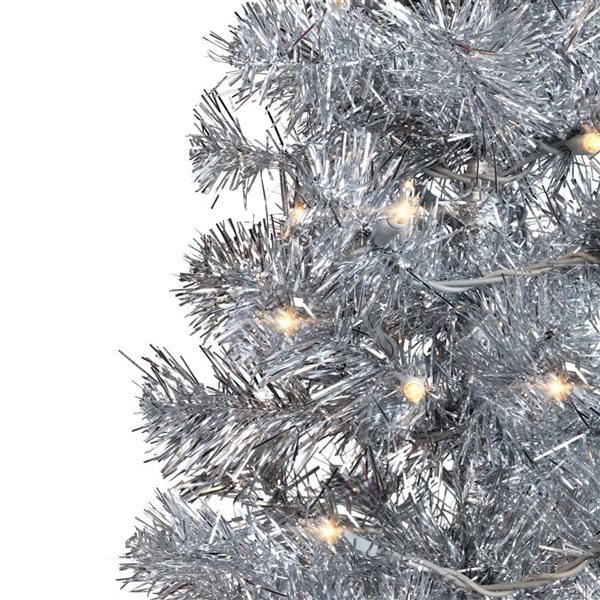 Northlight 9-ft H Pre-Lit Silver Tinsel Full Artificial Christmas Tree w/ 600 Incandescent Clear Lights Tree Stand