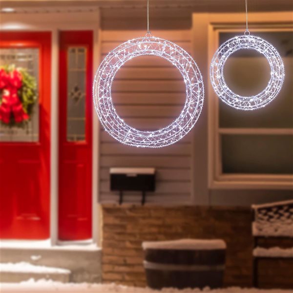 Northlight 18-in 2-Piece LED Lighted Hanging Christmas Wreath Decorations - Cool White Lights