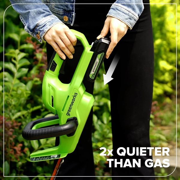 Greenworks 24V 22-in L Dual Blade Laser Cut Hedge Trimmer