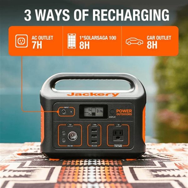 Jackery Explorer 550 Solar Generator w/ SolarSaga 100 W Solar Panel