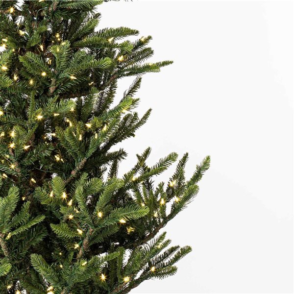 Vickerman 7.5-ft Alberta Spruce Full Artificial Christmas Tree with Warm White Duralite LED Lights - Green