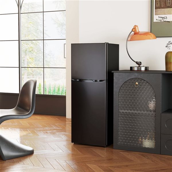 HOMCOM 4.6 Cu.Ft 2-Door Black Mini Fridge with Freezer