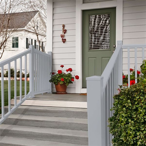 everhome 3-ft x 6-ft Grey Vinyl Outdoor Railing Stair