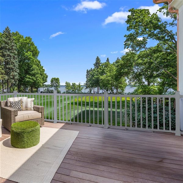 everhome 3-ft Grey Vinyl Outdoor Railing Post