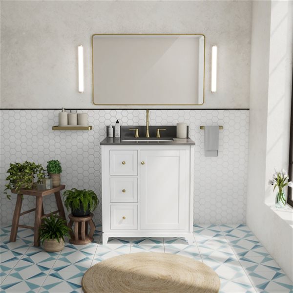 Vanuria 30-in Solid Oak Freestanding Vanity in White-Grey Quartz Top and Brushed Gold Hardware