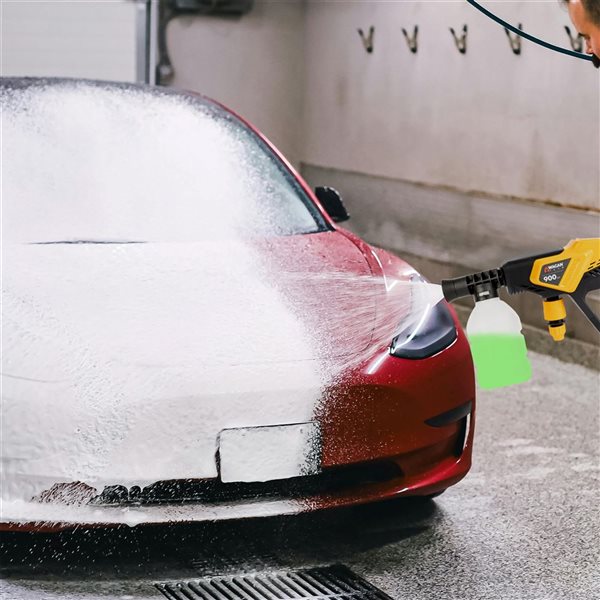 Wagan Cordless 900 PSI Power Washer w/ 16.5-ft Hose