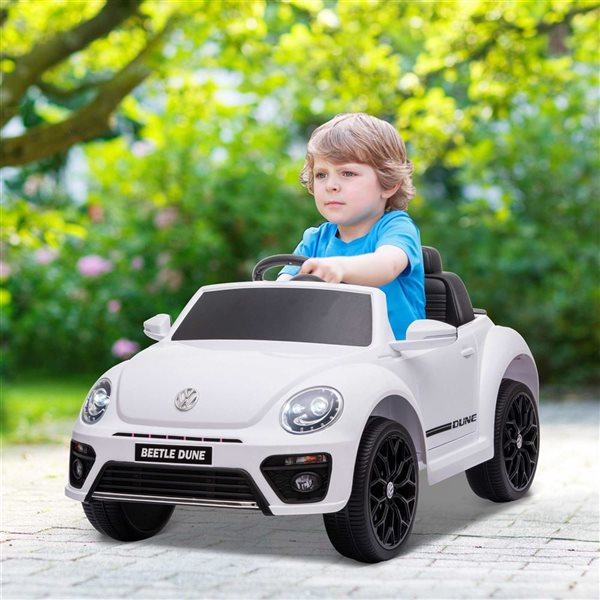 Qaba Kids' 12 V Volkswagen Beetle Ride-On Electric Car w/ Parent Remote Control - White
