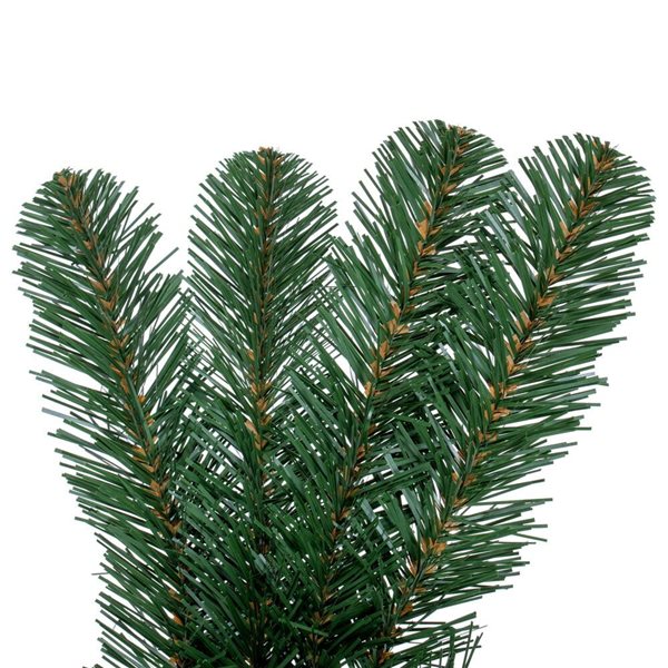 Vickerman 9-ft x 18-in Indoor Unlit Oregon Fir Artificial Christmas Garland