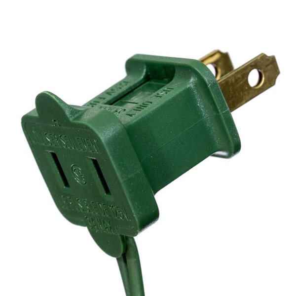 Vickerman 30-in Pre-Lit Indoor Electrical Outlet Oregon Fir Artificial Christmas Wreath with Warm White LED Lights