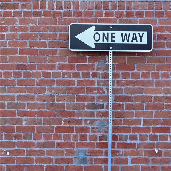 Nuvo Iron 4-Pack Galvanized 6-ft Utility Grade U Channel Sign Posts