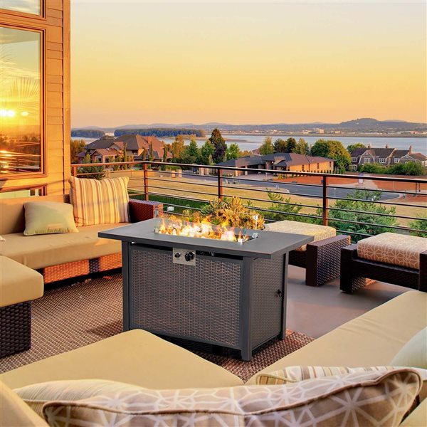 Outsunny 43-in 50,000 BTU Outdoor Liquid Propane Rectangle Steel Fire Pit Table w/ Lid - Bronze