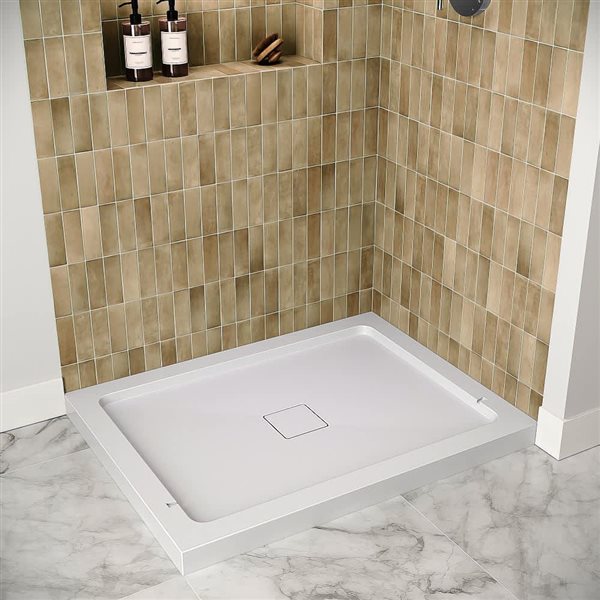Streamline 42 x 34-in Alcove PP Shower Base w/ Included Centre Drain - Glossy White
