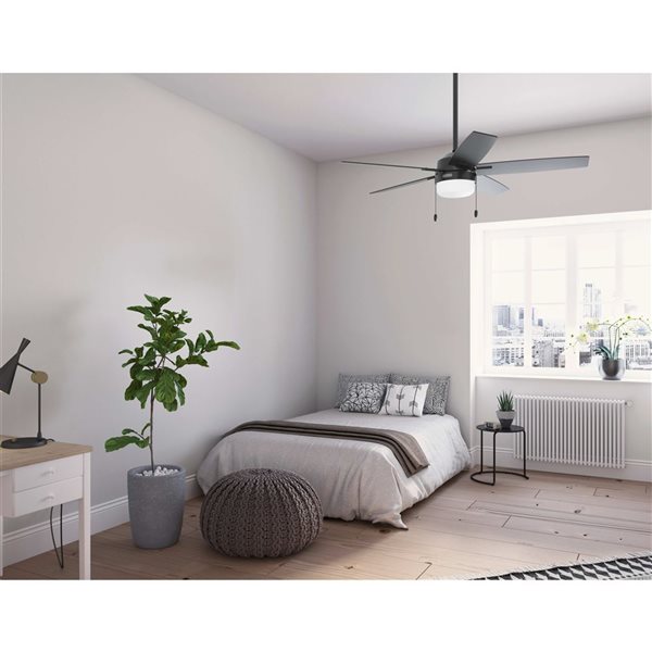 Hunter Anisten 52-in Ceiling Fan w/ LED Light and Pull Chain - Matte Black